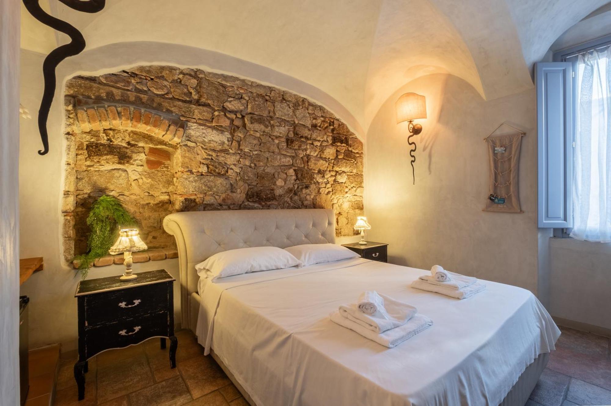Dimoras Dimore Nel Cuore Di Olbia Exterior photo